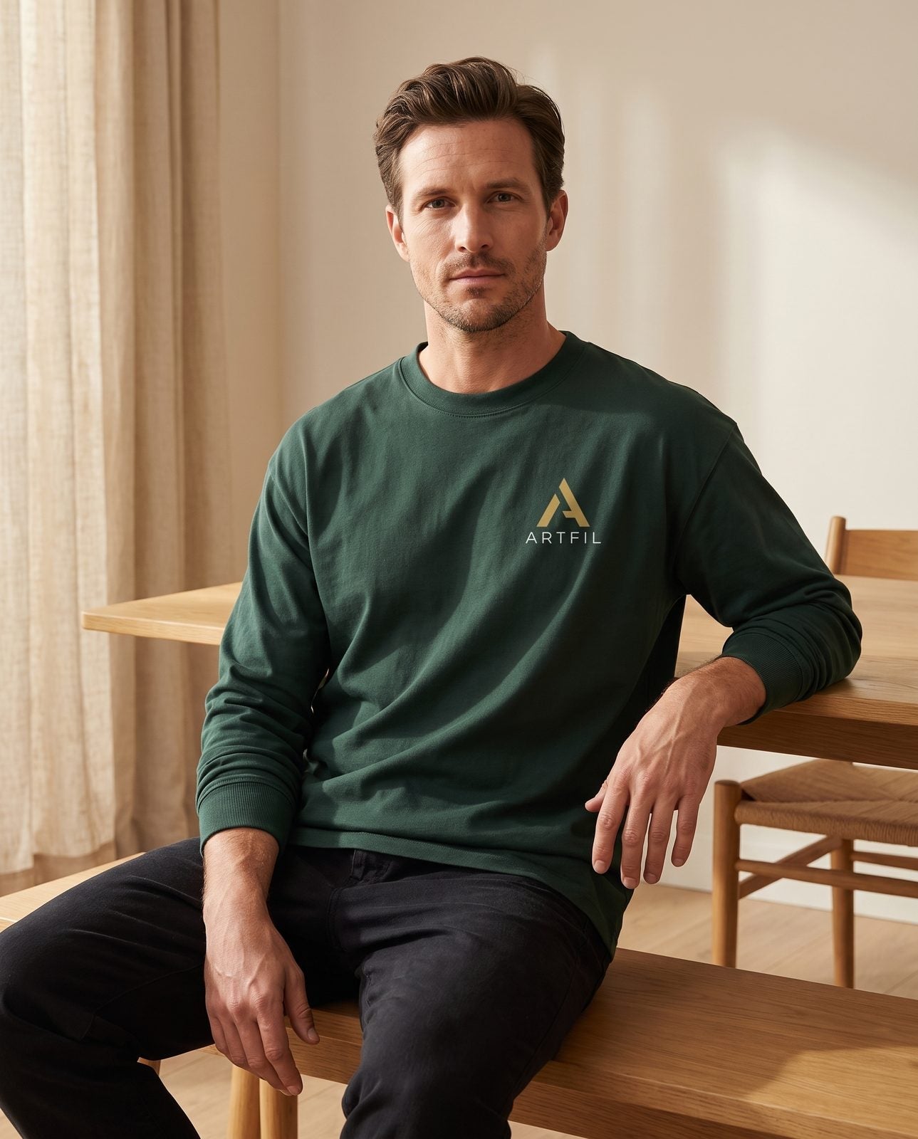 ARTFIL Long-Sleeve Tee