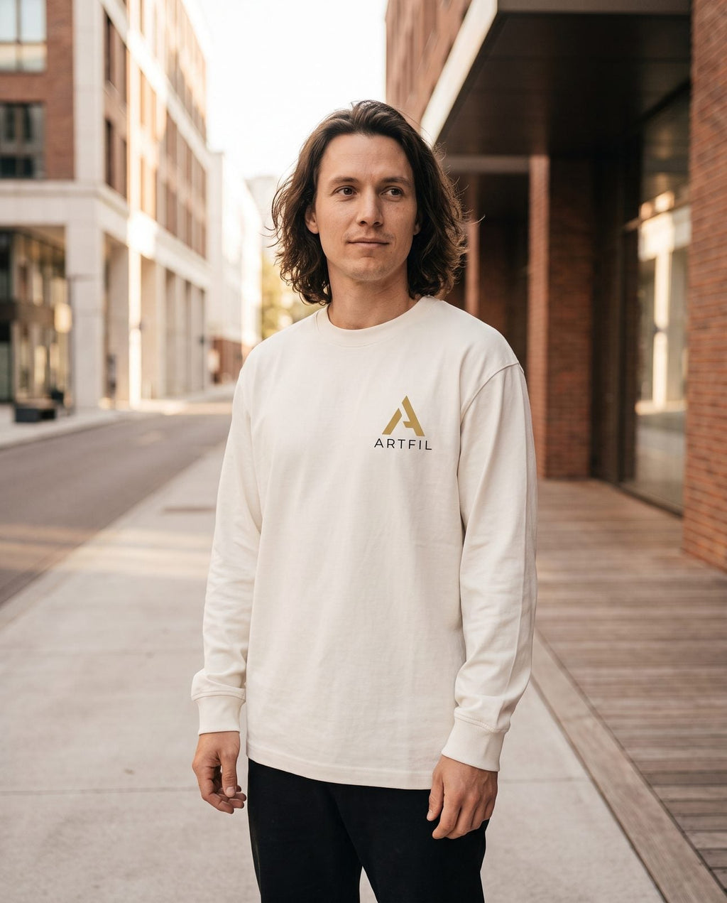 ARTFIL Long-Sleeve Tee